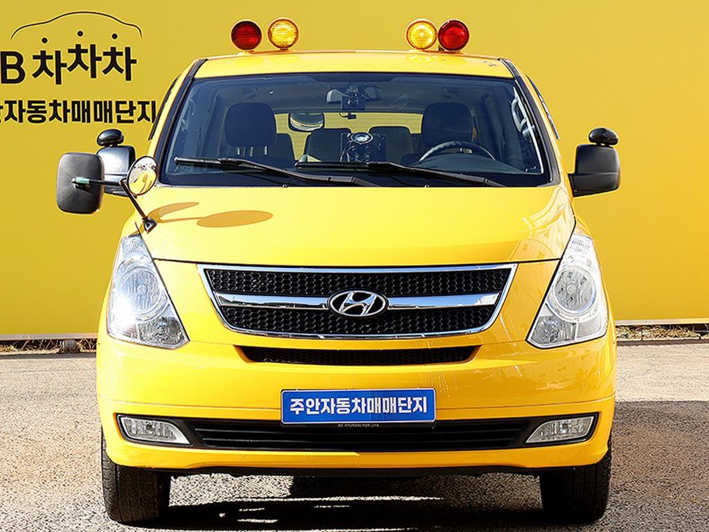 그랜드 스타렉스 15인승 어린이 버스 4WD CVX 럭셔리 2015년식