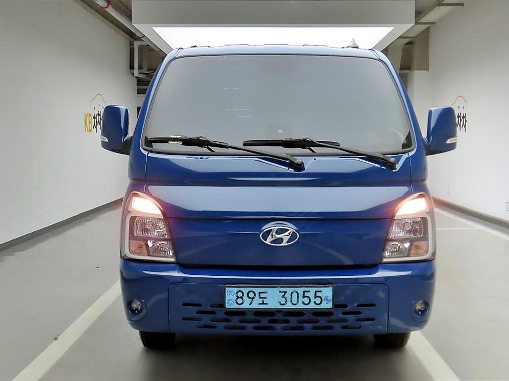 Hyundai Porter 1.0 Ton/ Super Cab/ Long Wheelbase/ Smart Special