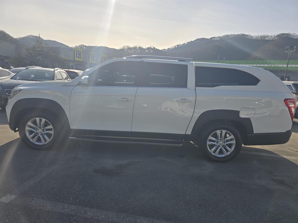 KG Mobility (Ssangyong) Rexton Diesel 2.2 4WD 5 Link Prestige 5