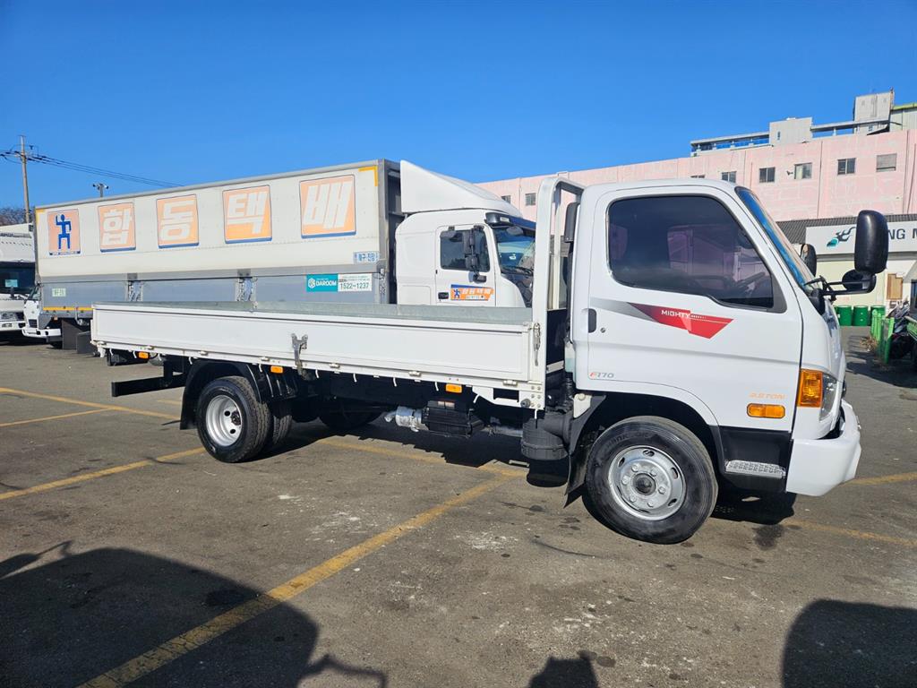 현대 이마이티 2.5톤 카고 - 중고 트럭 매물 이미지