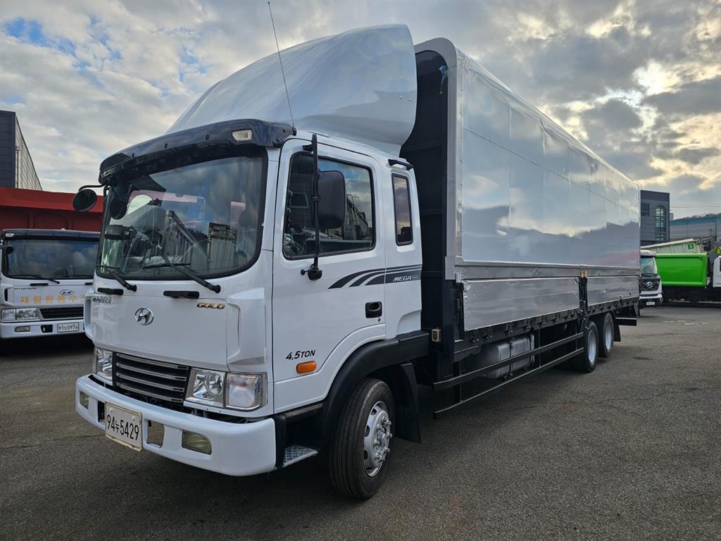 현대 메가트럭 260 윙바디 5톤 수동 - 중고 트럭 매물 이미지