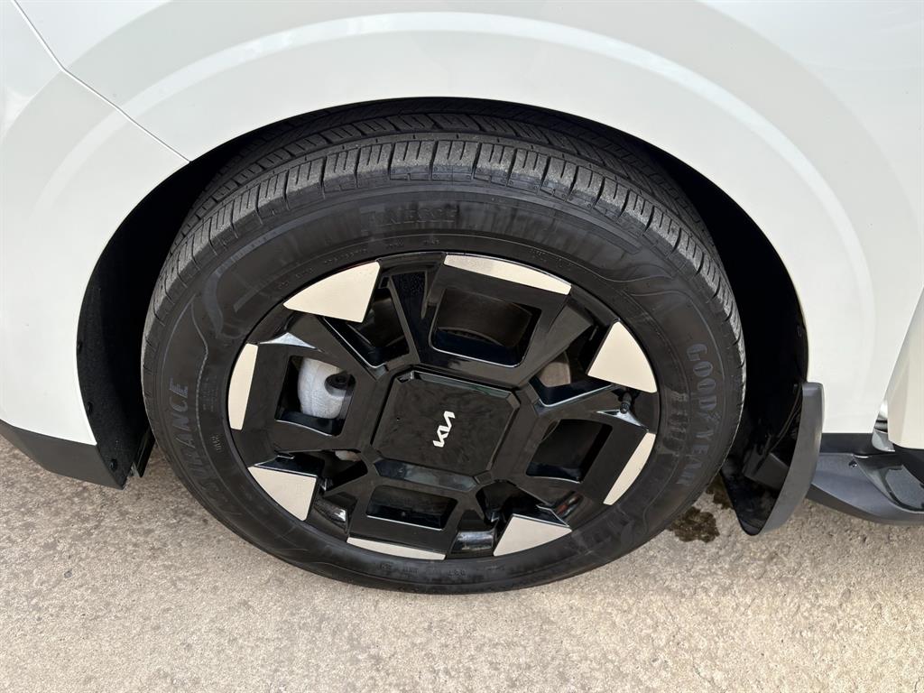 Kia Carnival HEV Noblesse 9