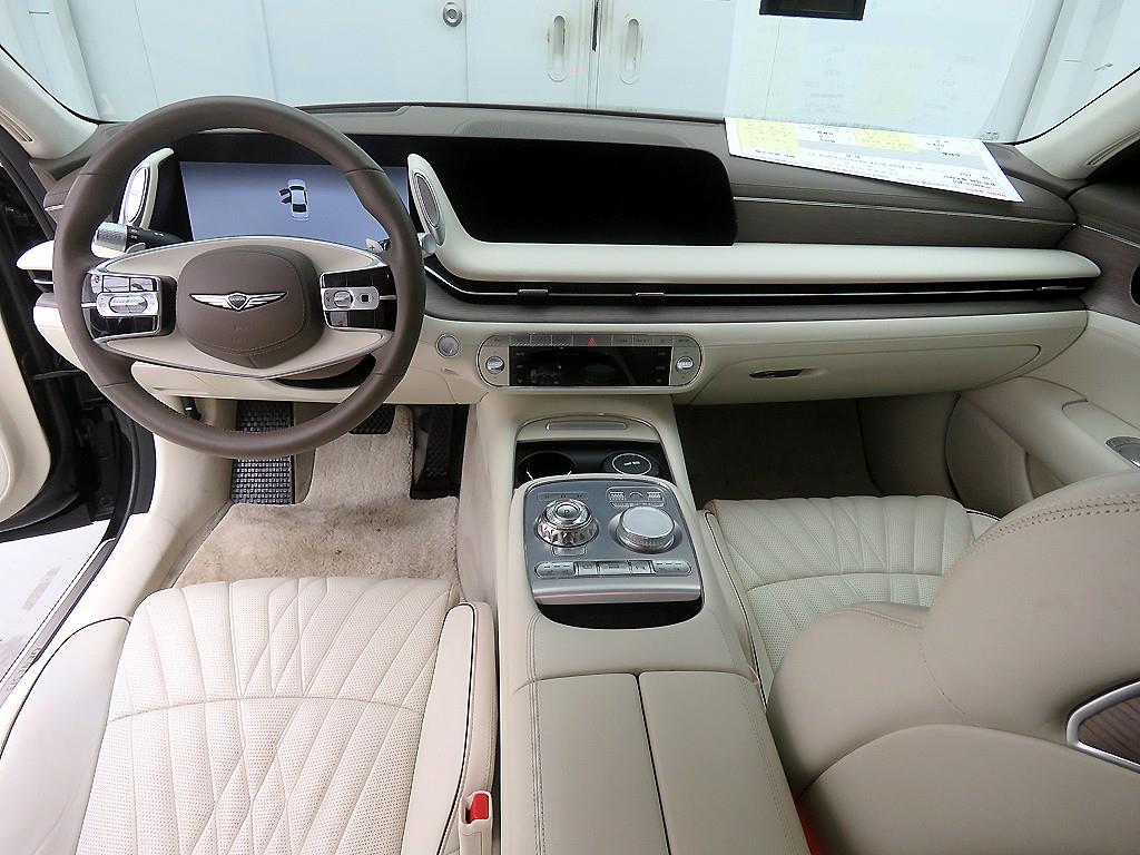 Genesis G90 3.5T GDI 2WD 9