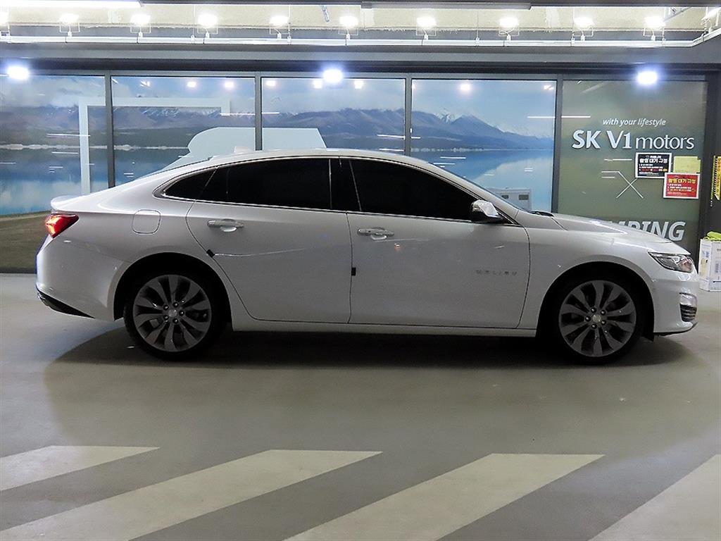 Chevrolet Malibu Gasoline 2.0 Turbo Premier Special 4