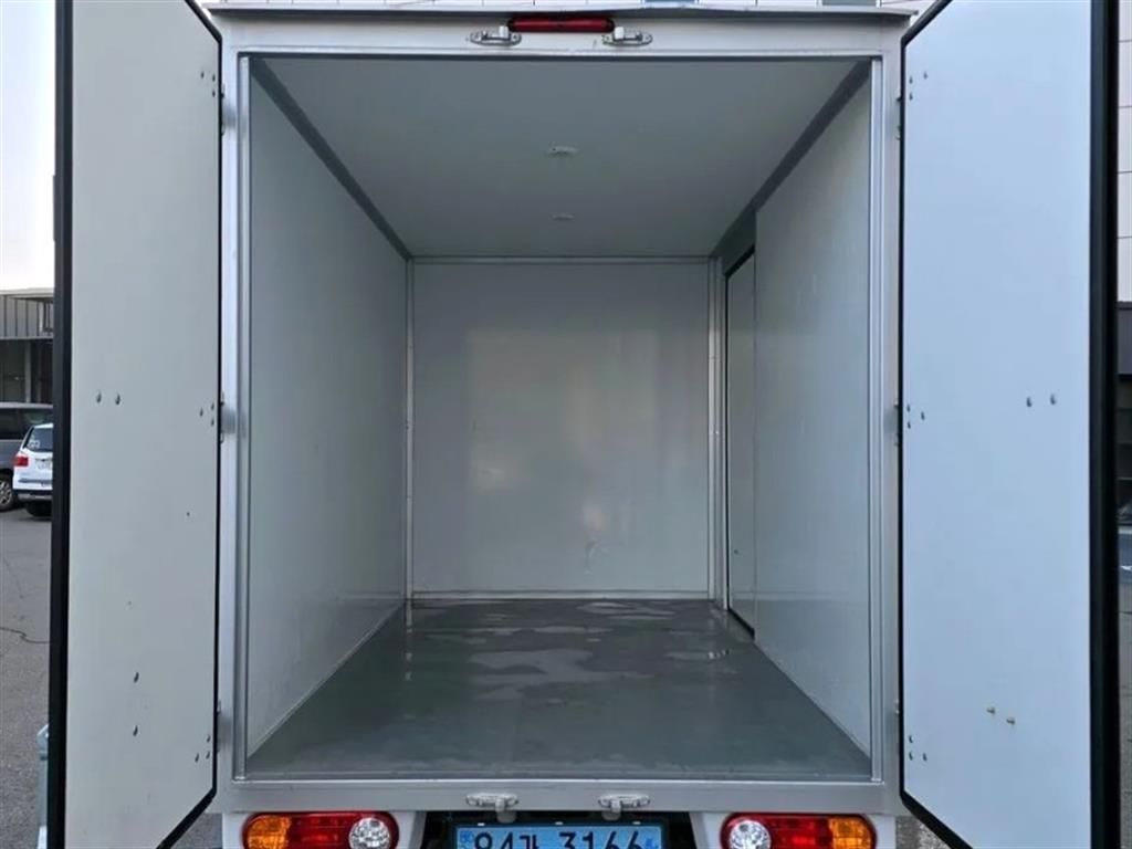 Hyundai Porter 1.0 Ton/ Super Cab/ Long Wheelbase 7