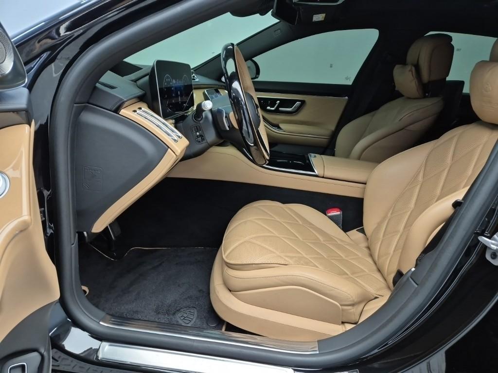 Mercedes-Benz S-Class Maybach S680 4MATIC 7