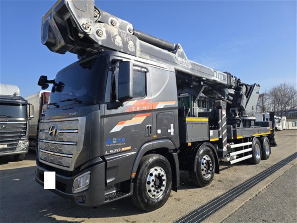 현대 고소작업차 호룡 엑시언트 25톤 - 중고 트럭 매물 이미지