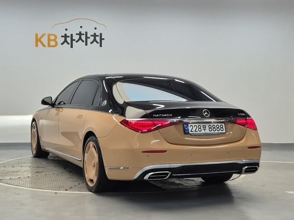 Mercedes-Benz S-Class Maybach S680 4MATIC 3