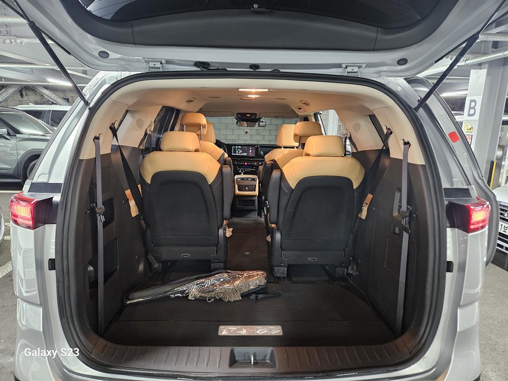 Kia Carnival Diesel Prestige 9