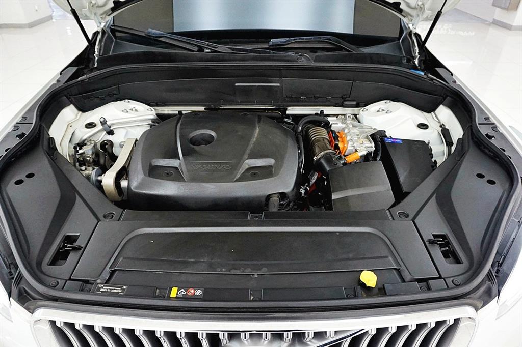 Volvo XC90 2.0 T8 AWD Inscription 6