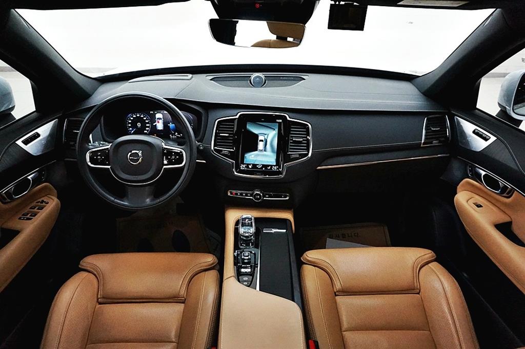 Volvo XC90 2.0 T8 AWD Inscription 7