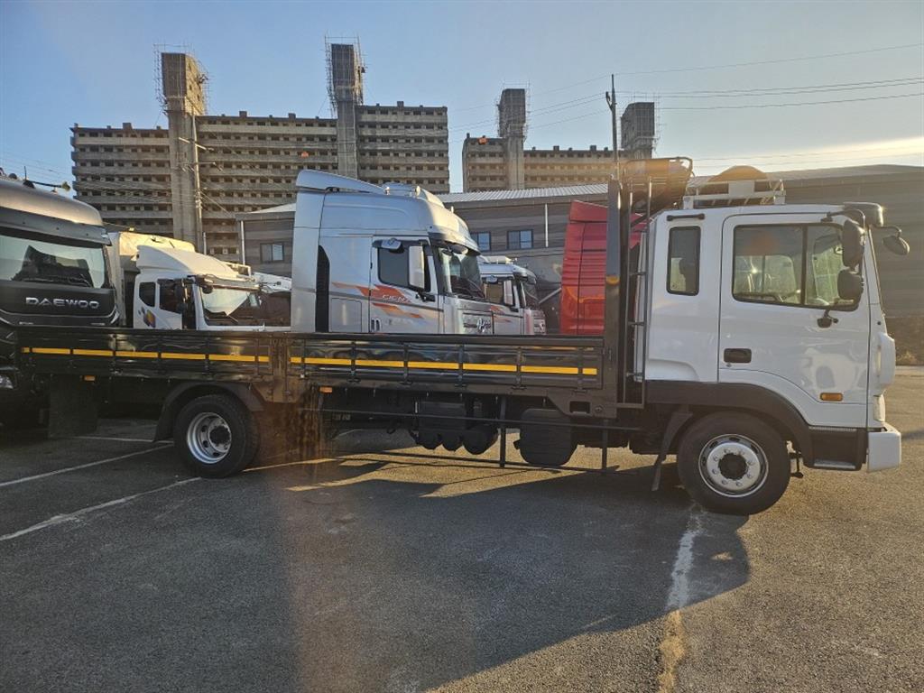 현대 메가트럭 카고 5톤 수동 - 중고 트럭 매물 이미지