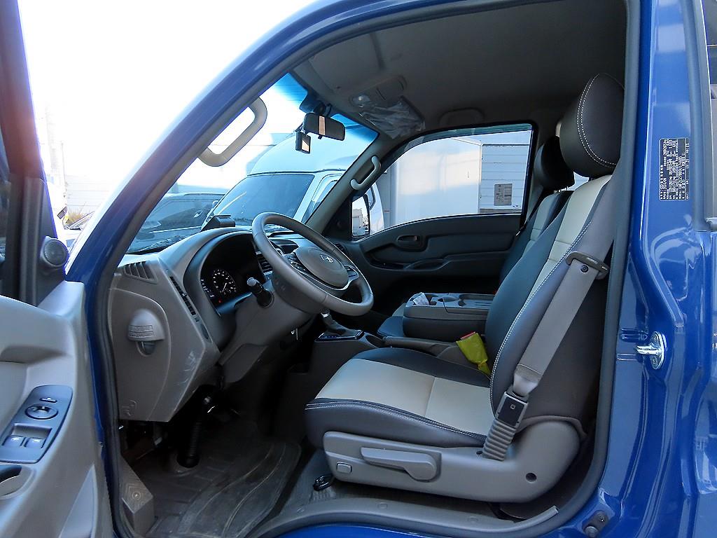 Hyundai Porter Super Cab/ Long Wheelbase/ 2WD Smart 7