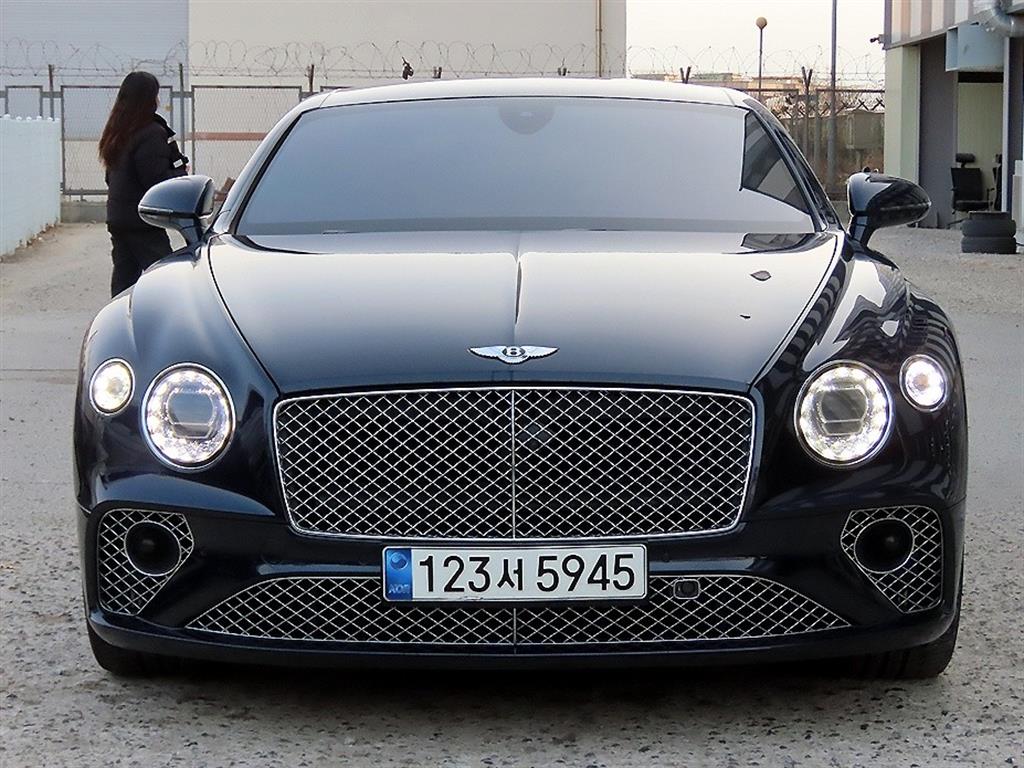 컨티넨탈 GT 3세대 6.0 W12 GT 2019년식