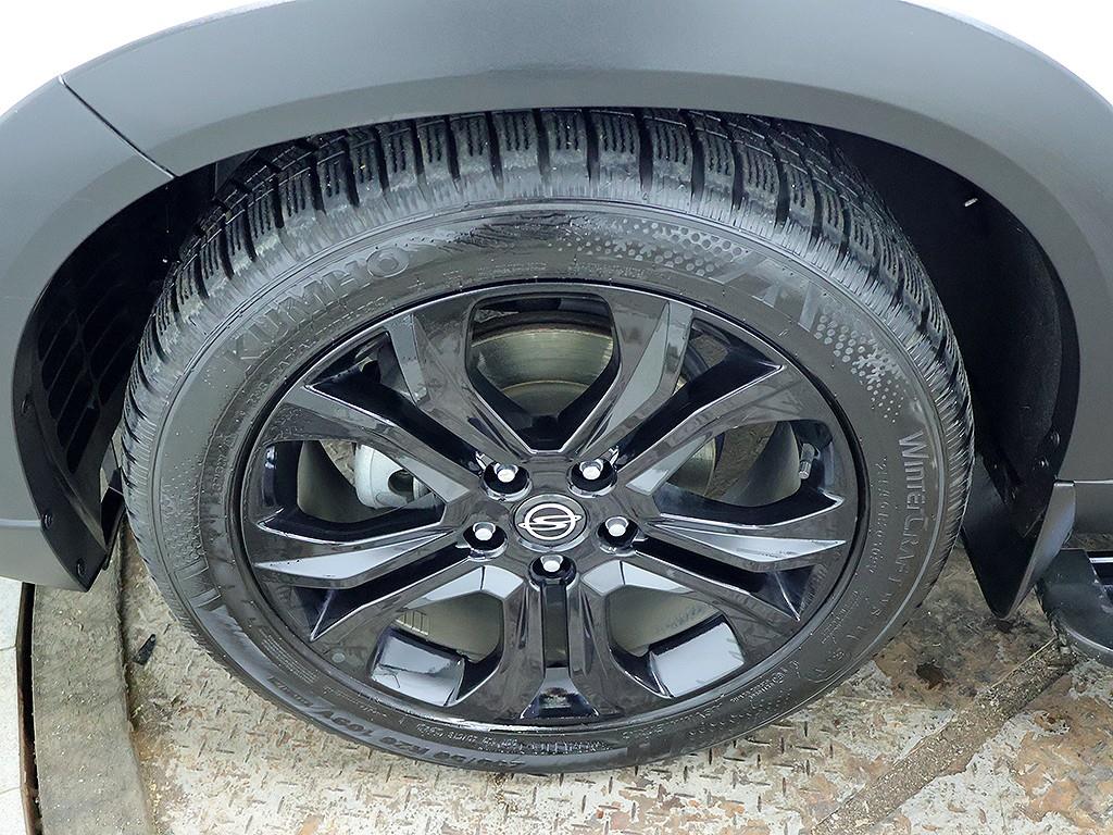 KG Mobility (Ssangyong) Rexton Diesel 2.2 4WD The Black 9