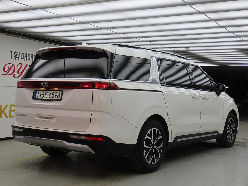 Kia Carnival Diesel Noblesse 4