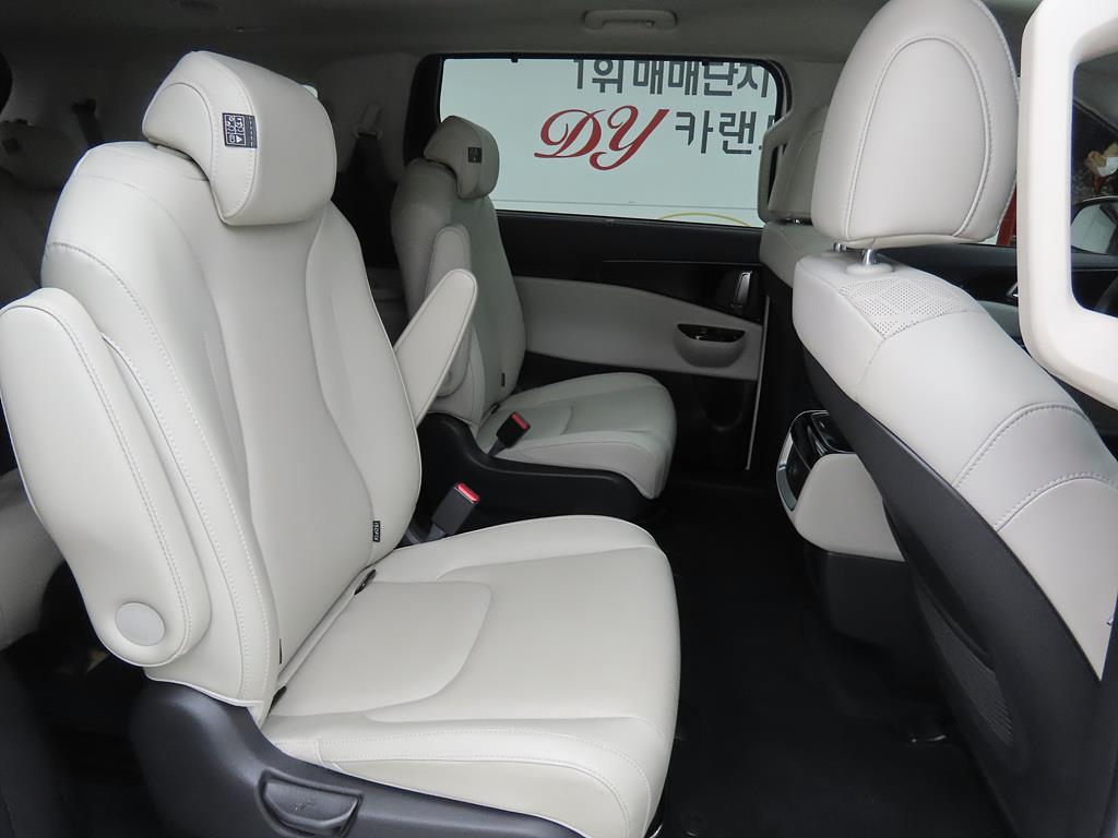 Kia Carnival Diesel Noblesse 7