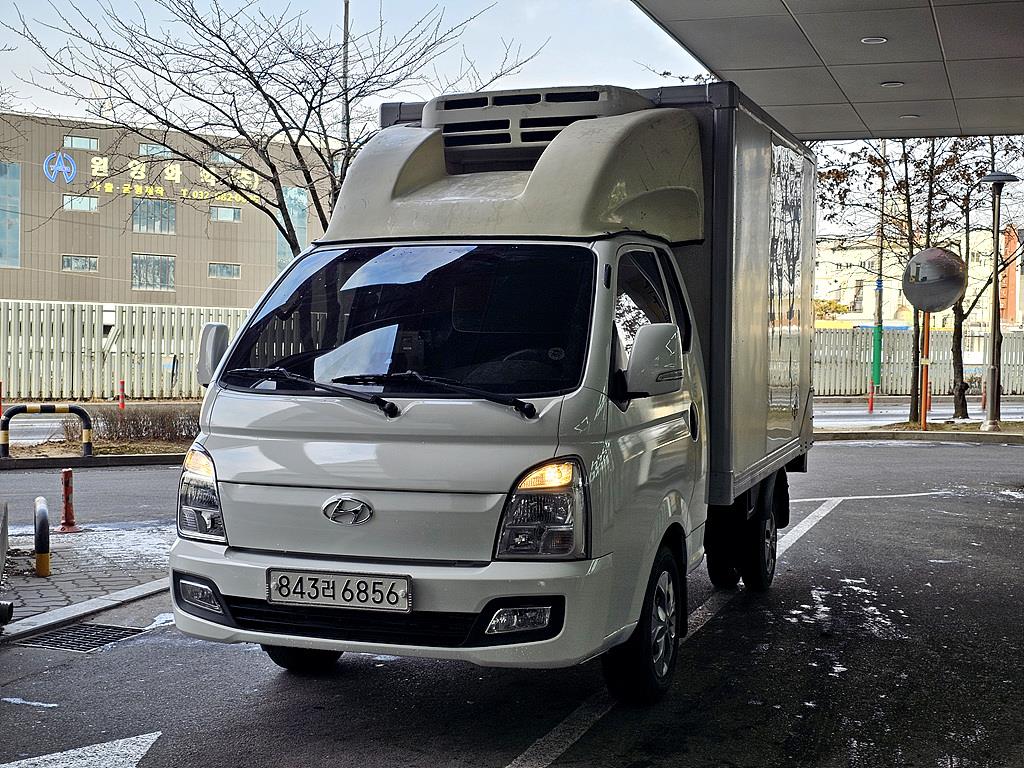 Hyundai Porter Super Cab/ Long Wheelbase CRDi Super