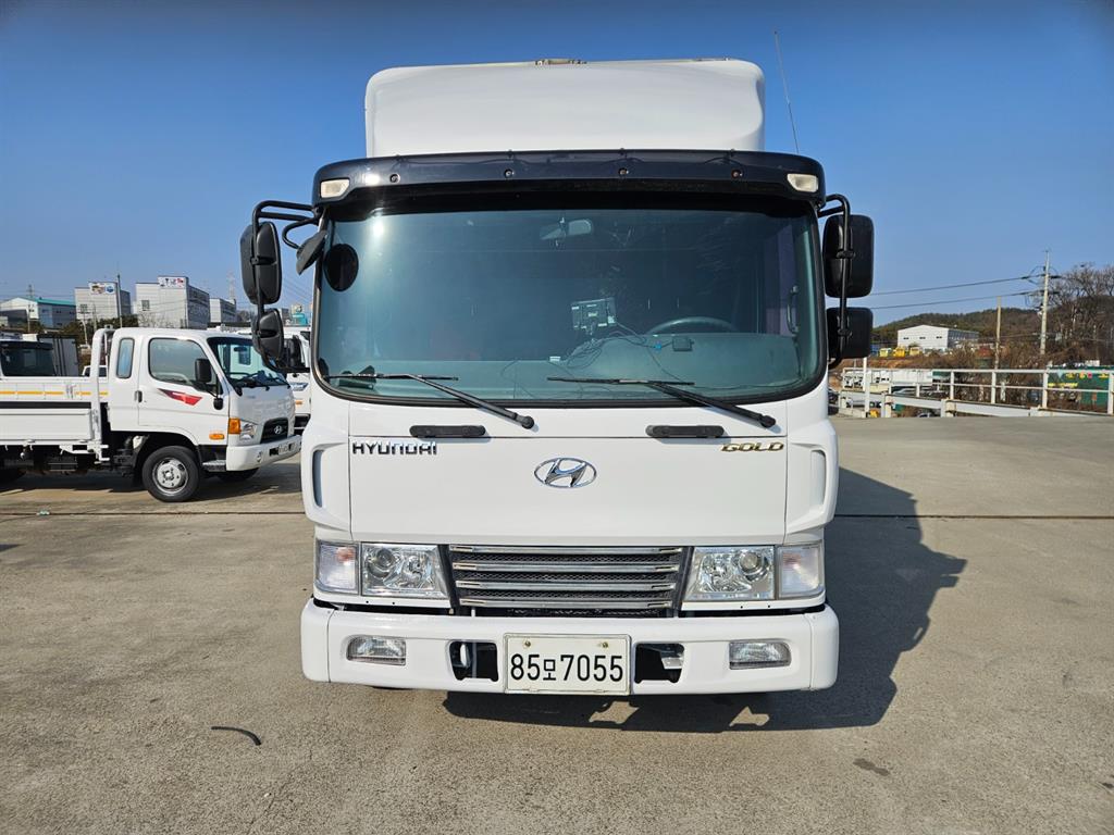 현대 메가트럭 윙바디 4.5톤 수동 - 중고 트럭 매물 이미지