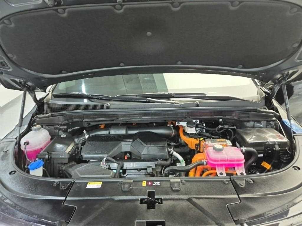 Kia Carnival HEV Signature 6