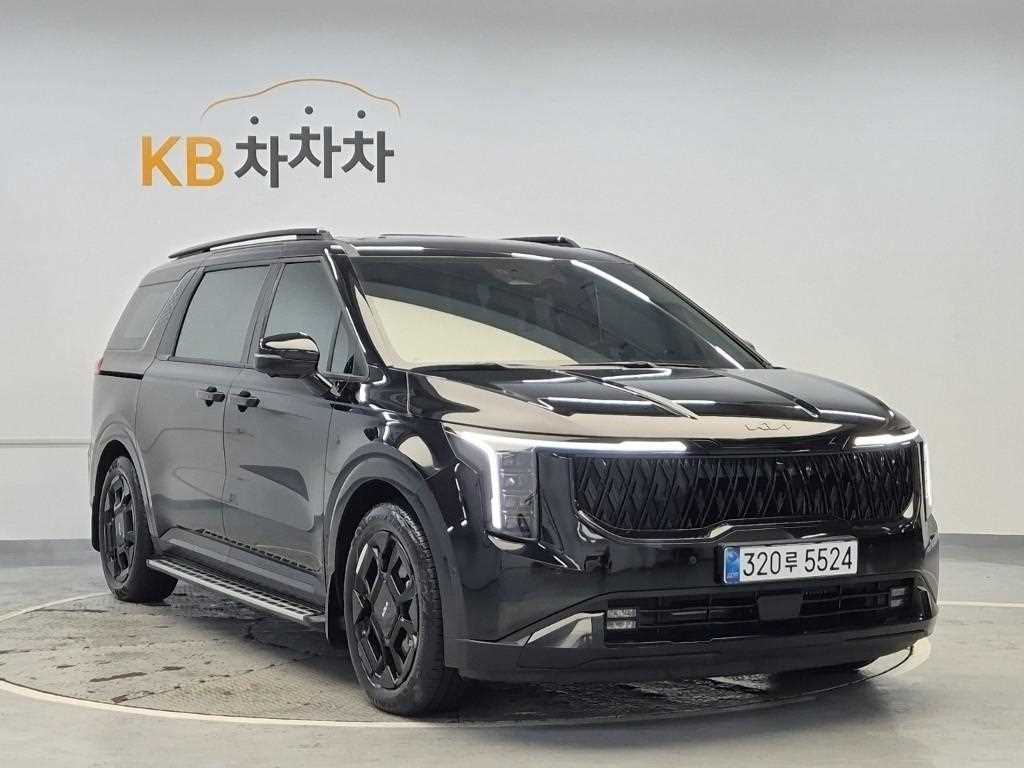 Kia Carnival HEV Signature 5