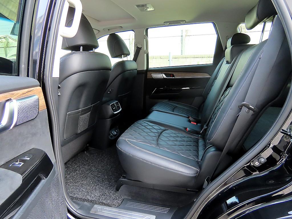 Kia Mohave 4WD Masters Gravity 7