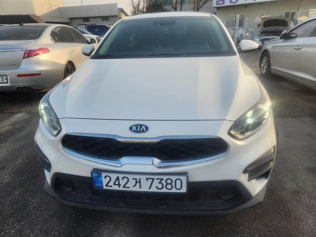 Kia K3 1.6 Standard 2