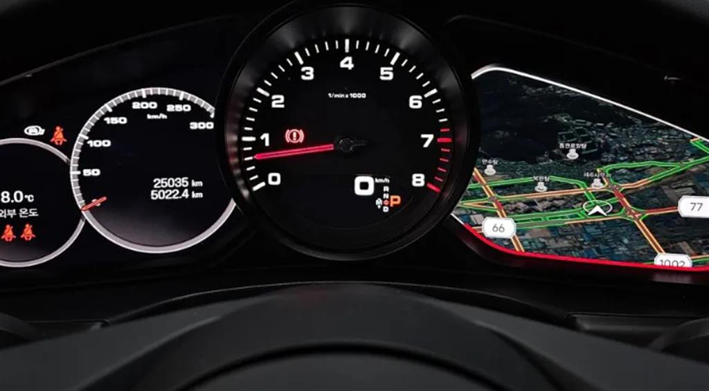 Porsche Panamera 2.9 4 Platinum Edition 8