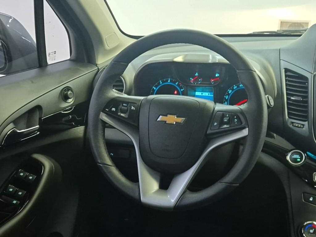 Chevrolet Orlando LPGI LT Safety Pack 10