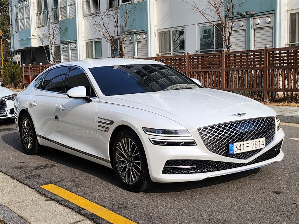 Genesis G80 2.5 Gasoline Turbo AWD Base Type — фото 3