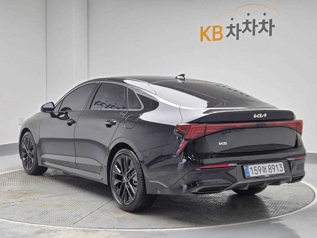 Kia K5 1.6 Turbo Signature 3