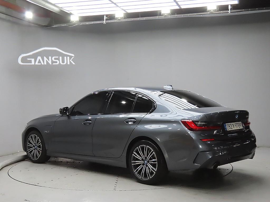 [BMW] 3시리즈 (G20) 320e M 스포츠 사진 3