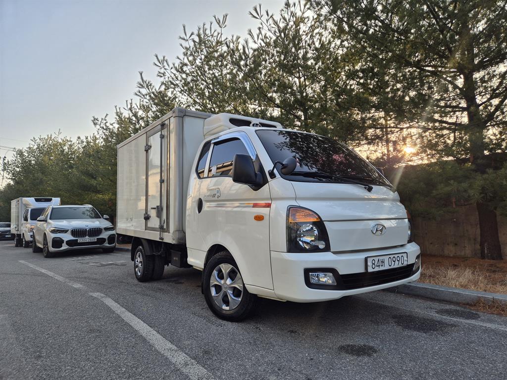 현대 포터2 1톤 냉동탑 - 중고 트럭 매물 이미지