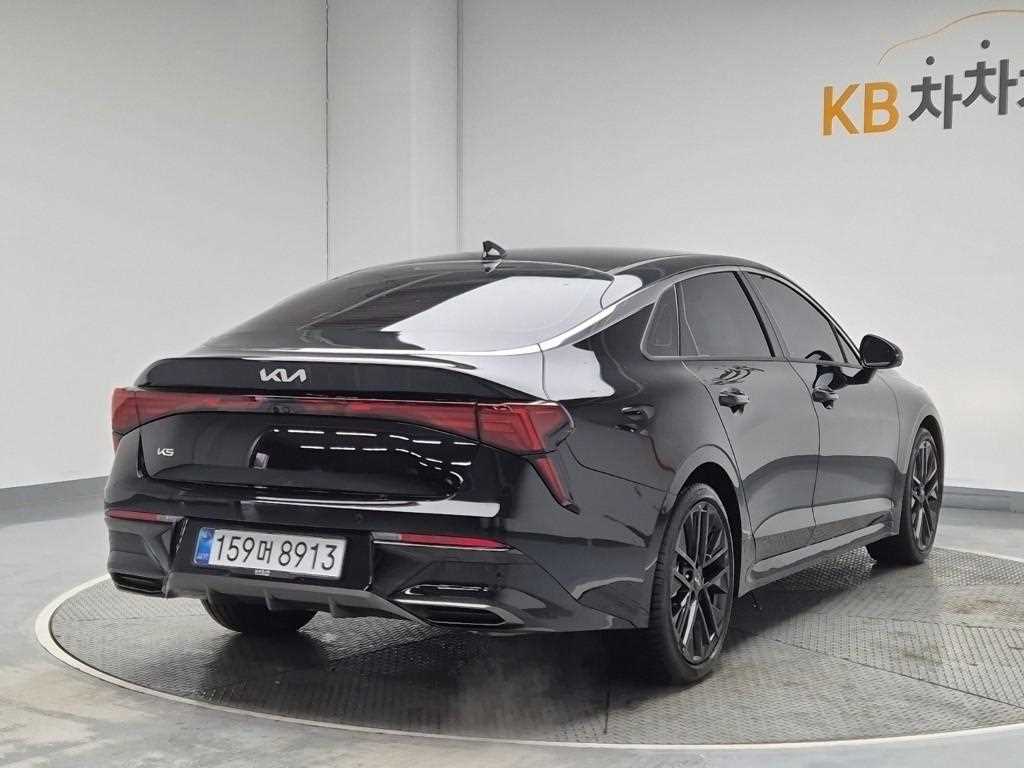 Kia K5 1.6 Turbo Signature 4