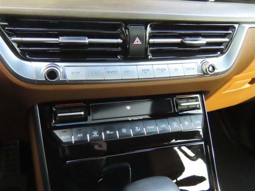 Kia Mohave 4WD Masters 8