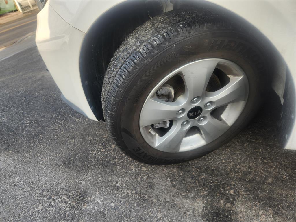 Kia K3 1.6 Standard 10