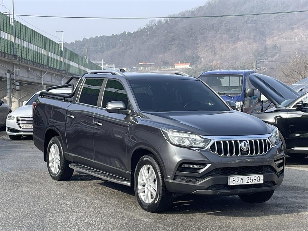 KG Mobility (Ssangyong) Rexton Diesel 2.2 4WD 5 Link Prestige Special 3