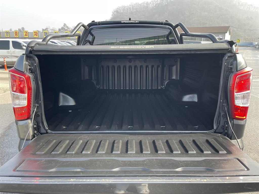 KG Mobility (Ssangyong) Rexton Diesel 2.2 4WD 5 Link Prestige Special 10