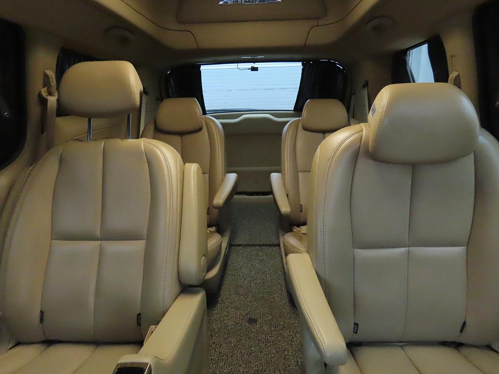 Kia Carnival Diesel High Limousine Noblesse 9