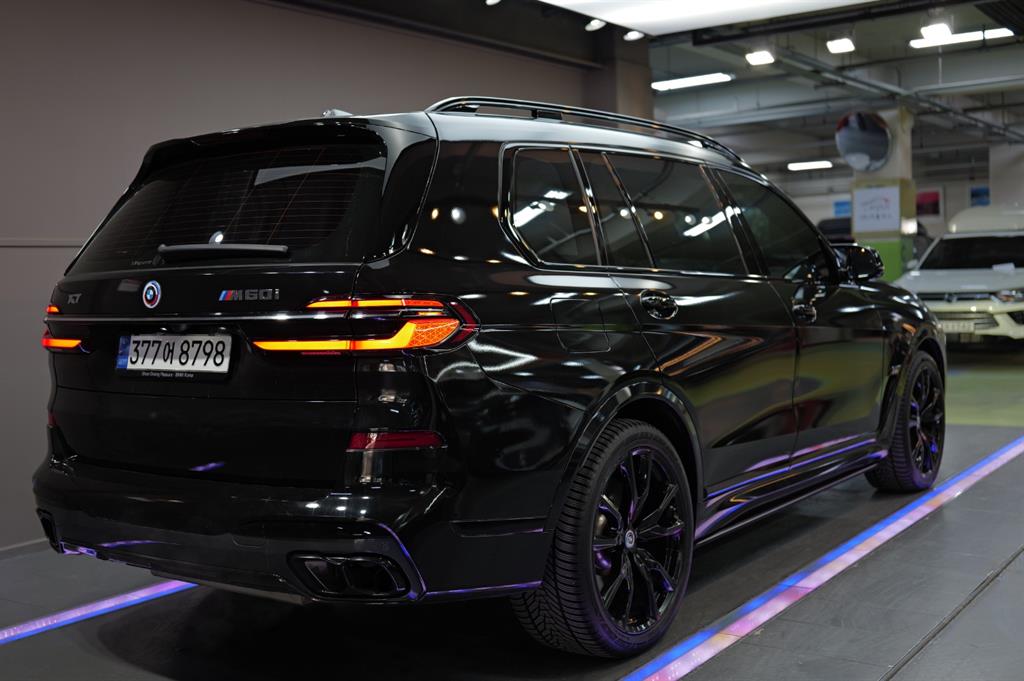BMW X7 M60i M Sport Pro 3