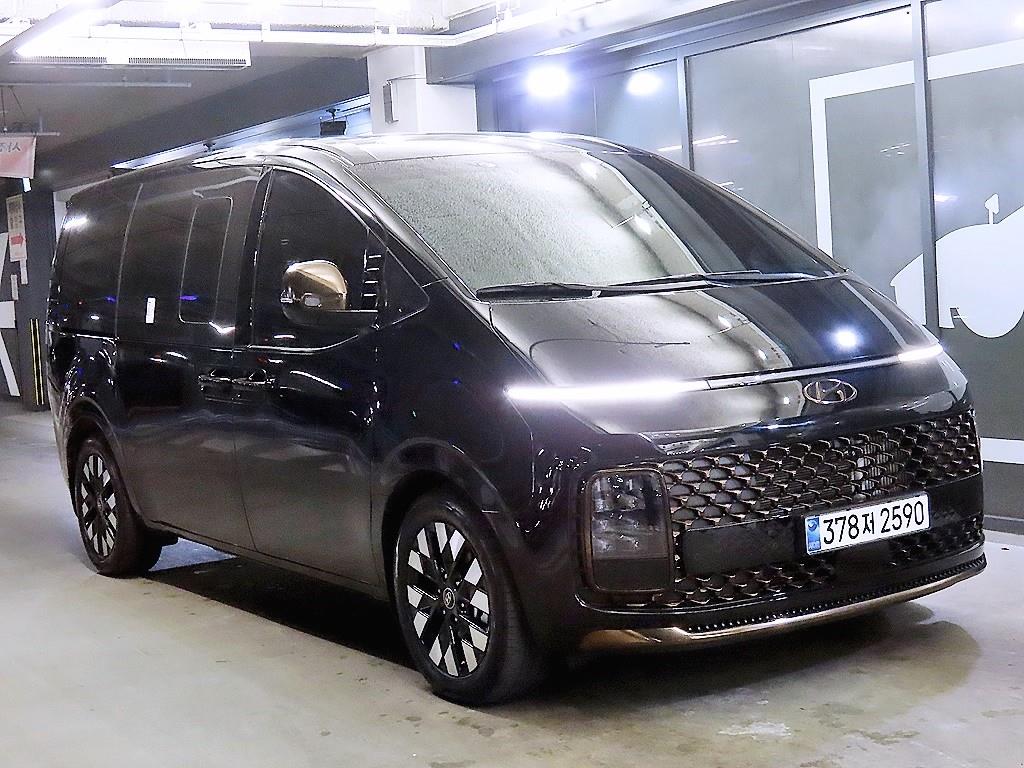 Hyundai Staria 4WD Diesel Lounge Inspiration