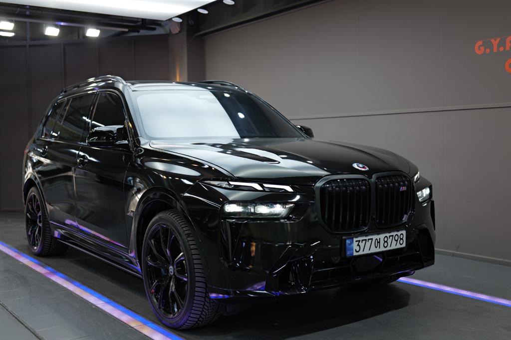 BMW X7 M60i M Sport Pro