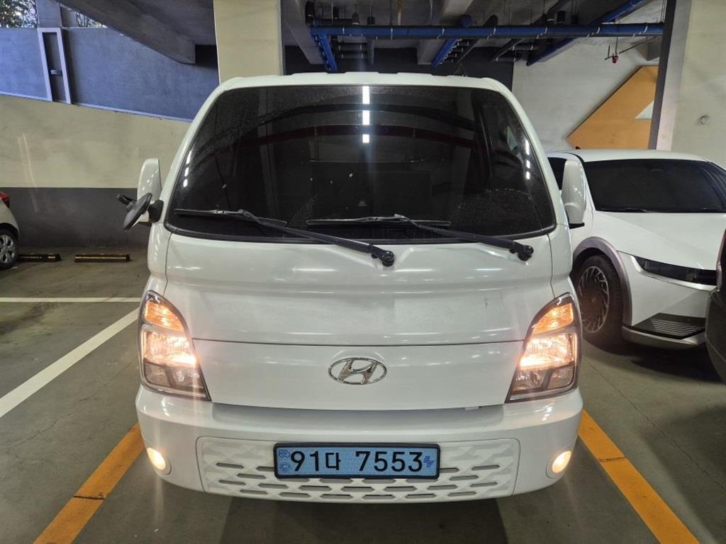 현대 포터2 1톤 카고 전기 - 중고 트럭 매물 이미지