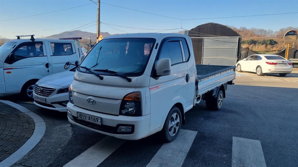 현대 포터2 1톤 카고 - 중고 트럭 매물 이미지
