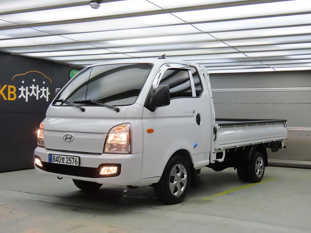 Hyundai Porter Super Cab/ Long Wheelbase/ 2WD Premium 2