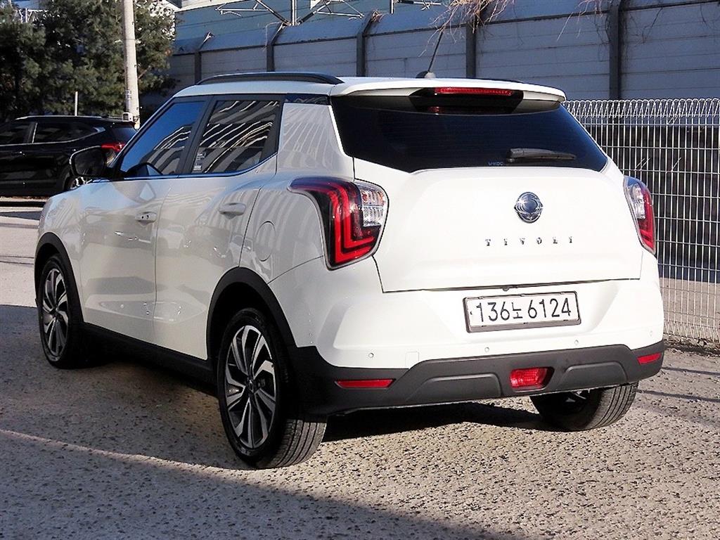 KG Mobility (Ssangyong) Tivoli 2WD Gasoline 1.5 V3 Special 4