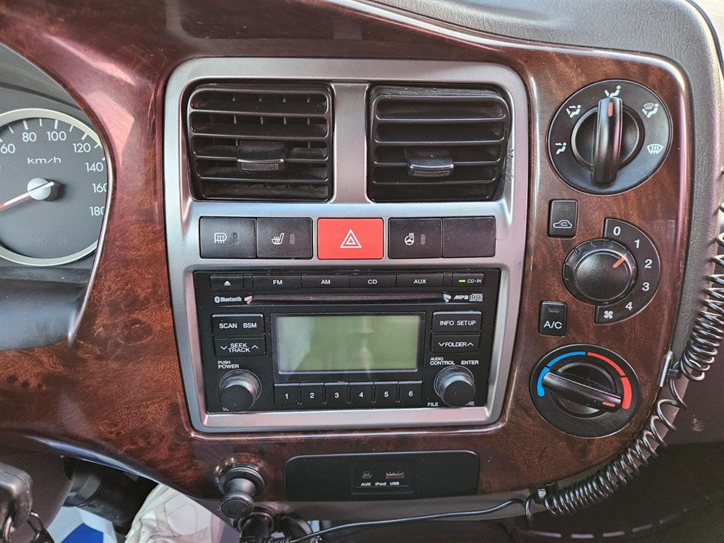 Hyundai Porter 1.0 Ton/ Super Cab/ Long Wheelbase/ CRDi 9