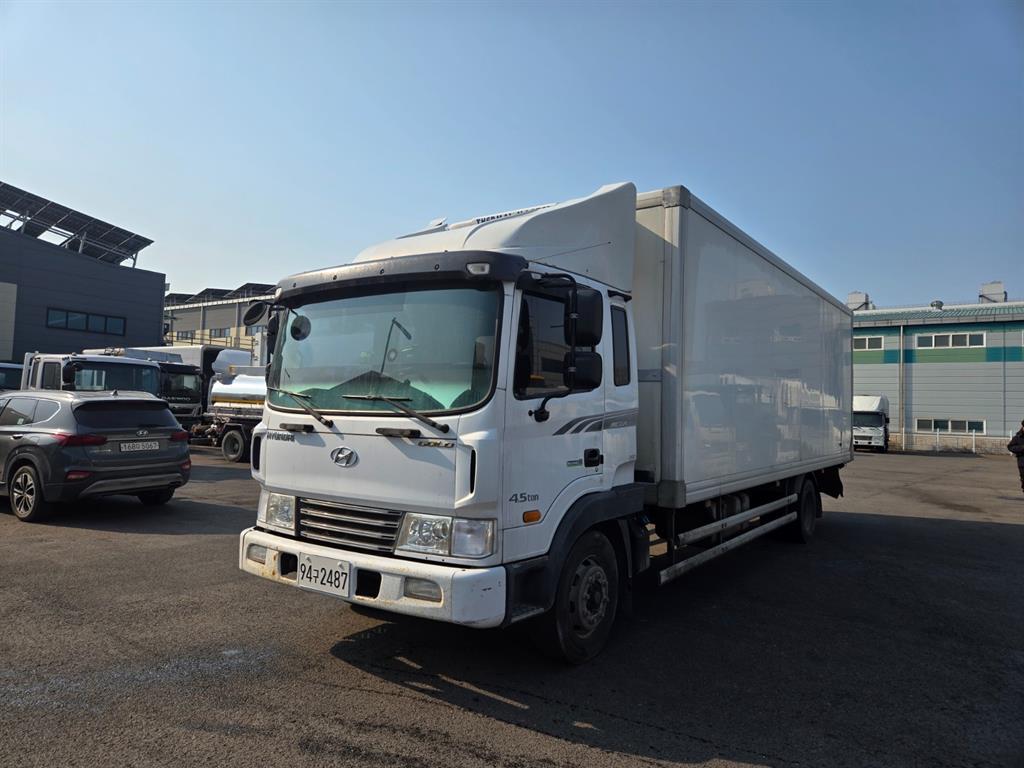 현대 메가트럭 냉동탑 4.5톤 수동 - 중고 트럭 매물 이미지