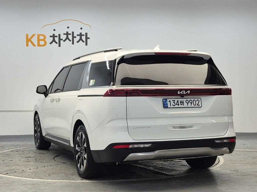 Kia Carnival Diesel Signature 3