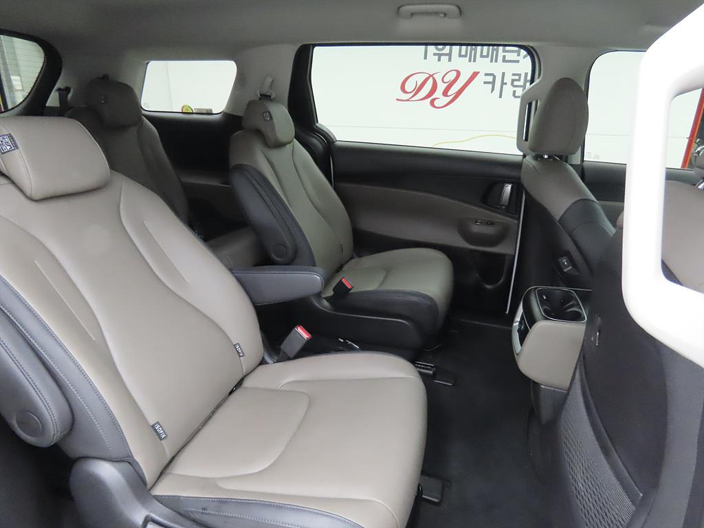 Kia Carnival Diesel Prestige 7